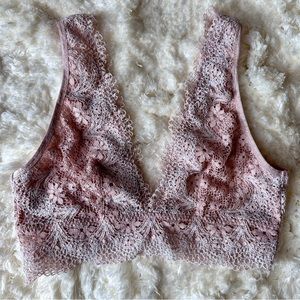 Victoria’s Secret Lace Bralette Pink M